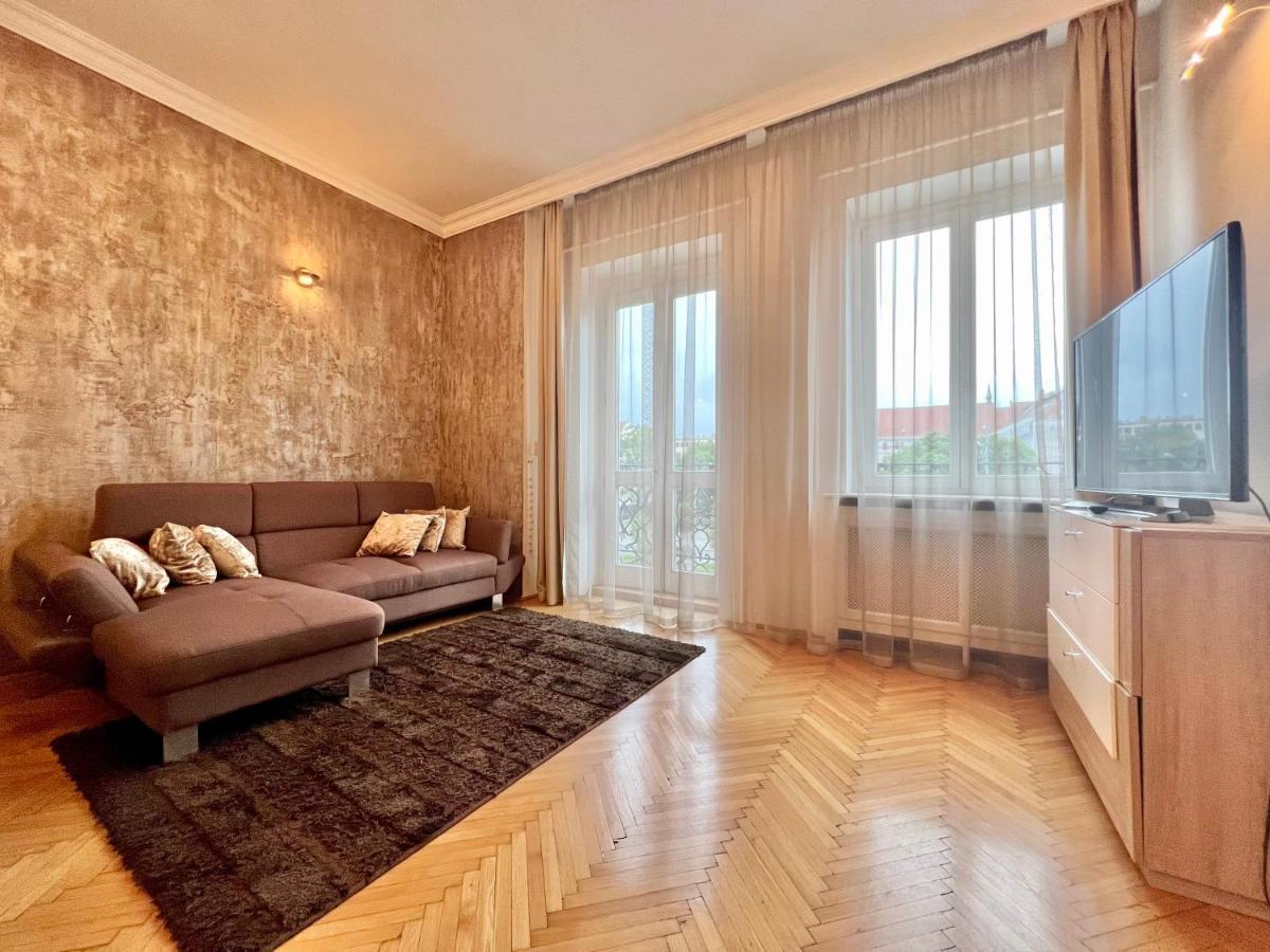 Exclusive Colourful Flat In The City Budapest Eksteriør billede