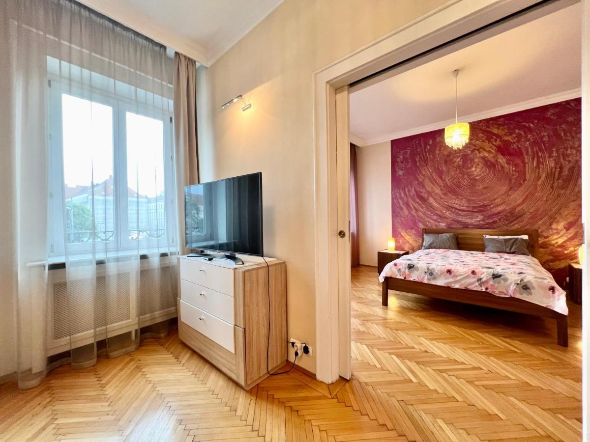 Exclusive Colourful Flat In The City Budapest Eksteriør billede