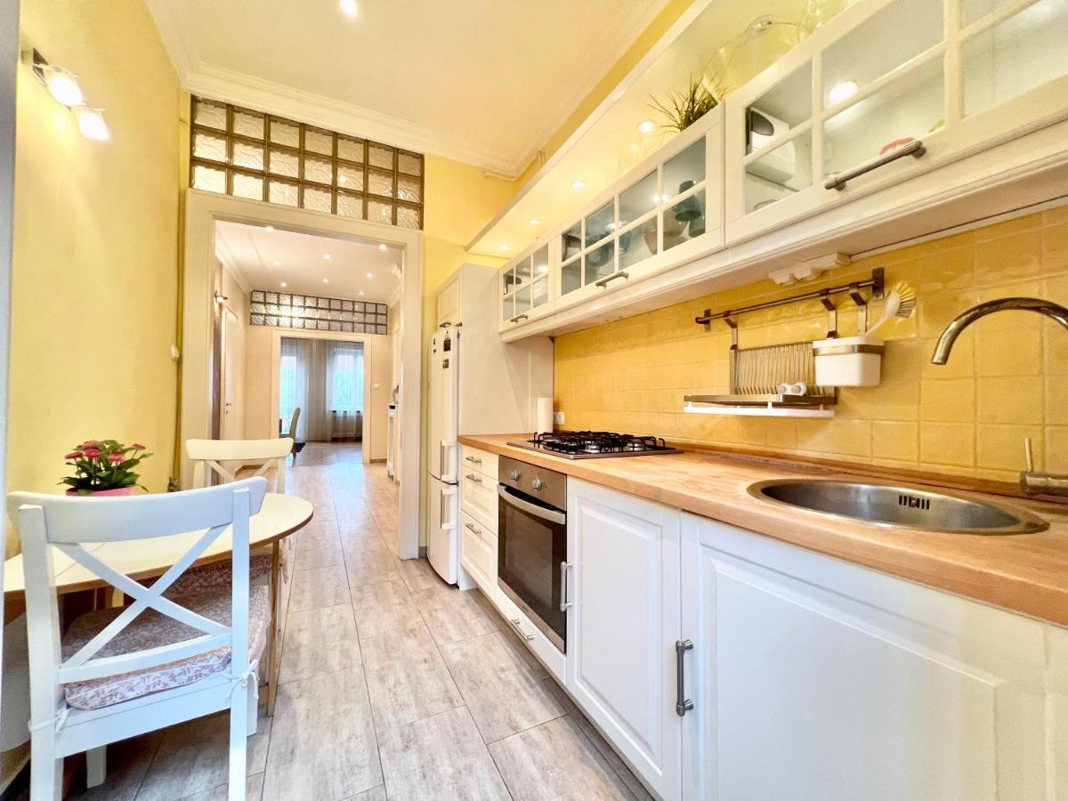 Exclusive Colourful Flat In The City Budapest Eksteriør billede